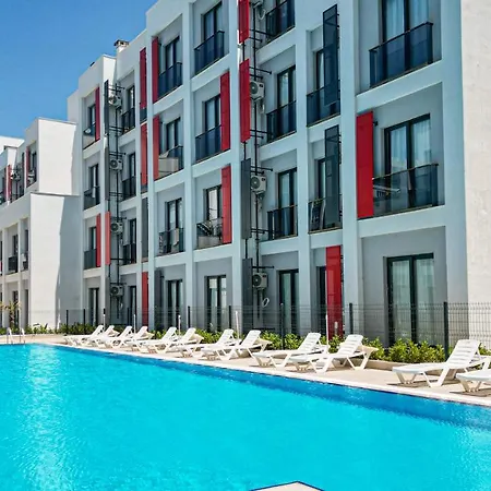 C Airport Apartment *