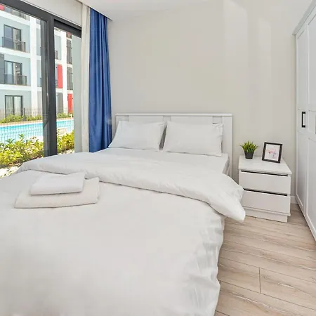 C Airport Apartment *