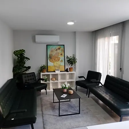C Airport Apartament