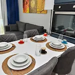C Airport Apartment